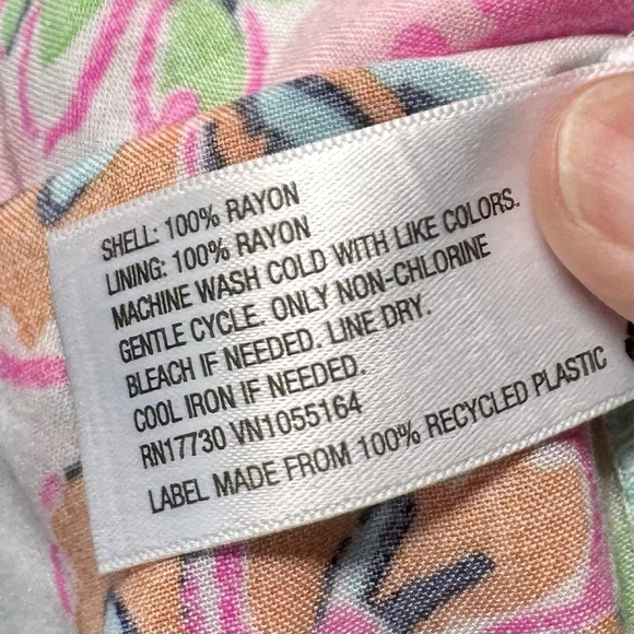 Lilly Pulitzer Target XL Nosey Posie Sleeveless Top Floral Zip Back Cruise Wear - Picture 5 of 6